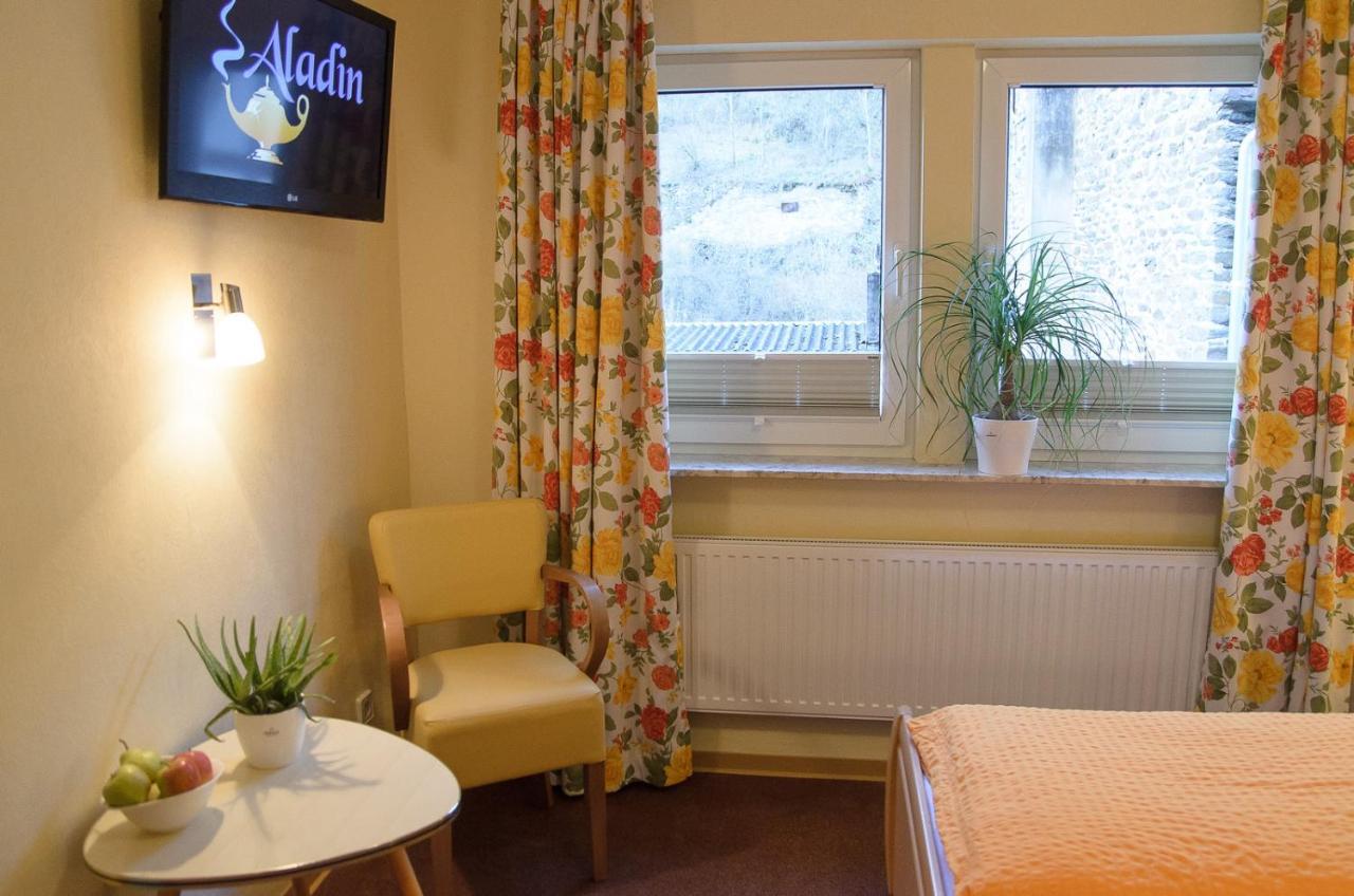 Gaestehaus Aladin Cochem Luaran gambar